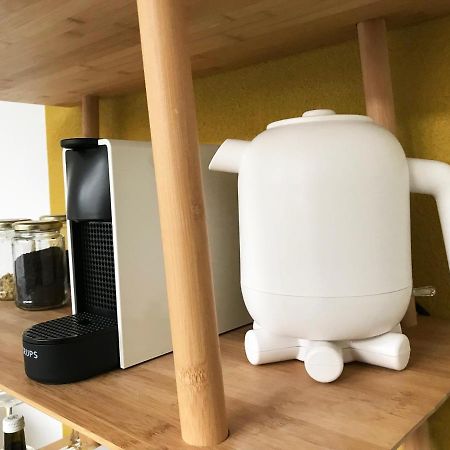 Vegan B&B De Veensezolder Veenendaal Bagian luar foto