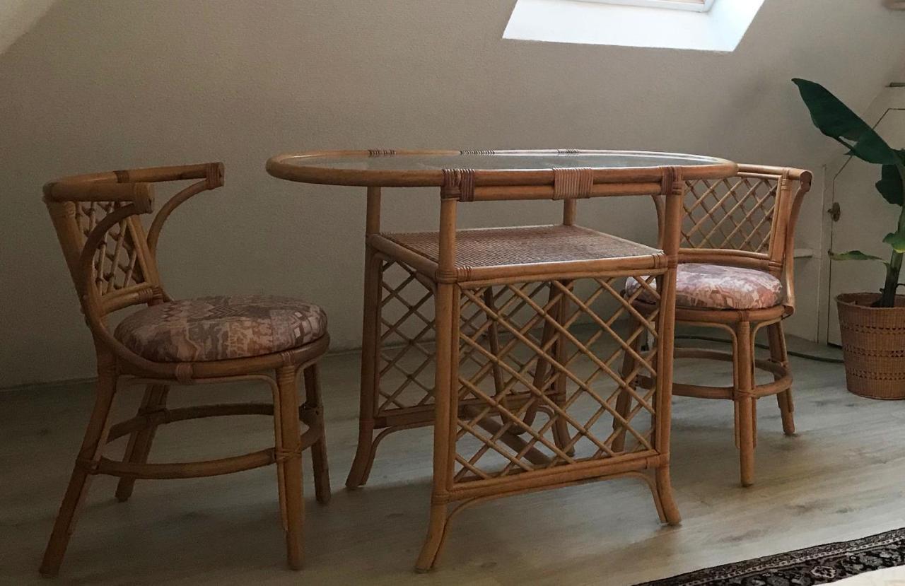 Vegan B&B De Veensezolder Veenendaal Bagian luar foto