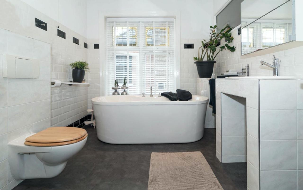 Vegan B&B De Veensezolder Veenendaal Bagian luar foto
