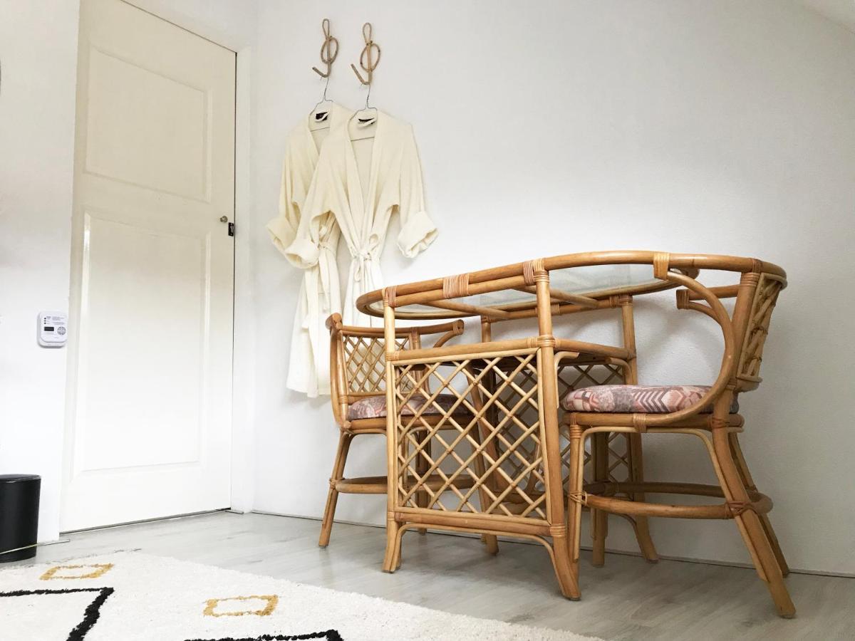 Vegan B&B De Veensezolder Veenendaal Bagian luar foto